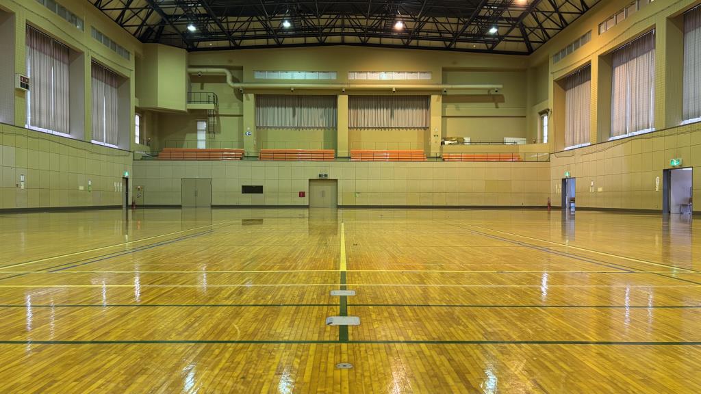 吉田取方総合運動公園体育館_アリーナ全面