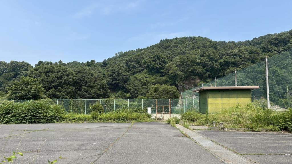 吉田取方総合運動公園テニスコート_入口