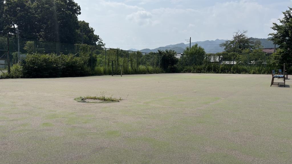 吉田取方総合運動公園テニスコート3